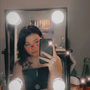 Meet your Posher, Jade